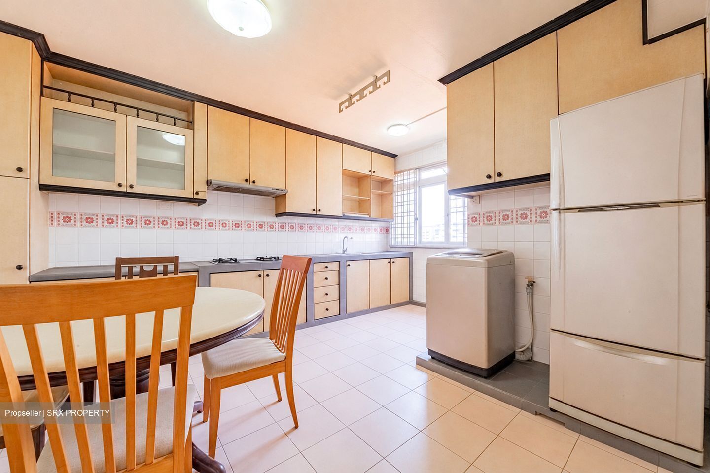 Blk 230J Tampines Street 21 (Tampines), HDB Executive #594661751